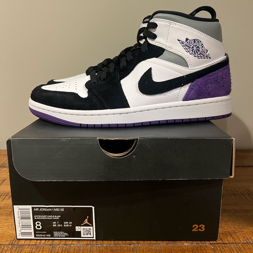 Air Jordan 1 Mid SE Purple